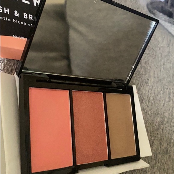 Phase Zero Blusher and Bronzer Trio - Picture 4 of 4